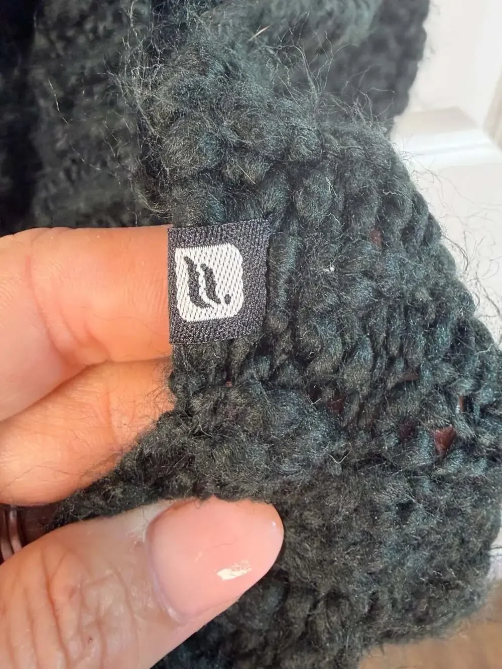 Fabletics Black Chunky Cable Knit Infinity Scarf One Size